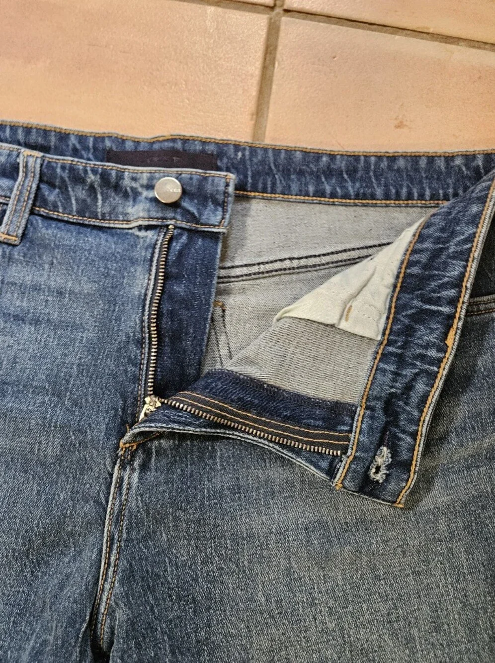 NWT Joe's Jeans Vintage Stretch Burden Denim Short